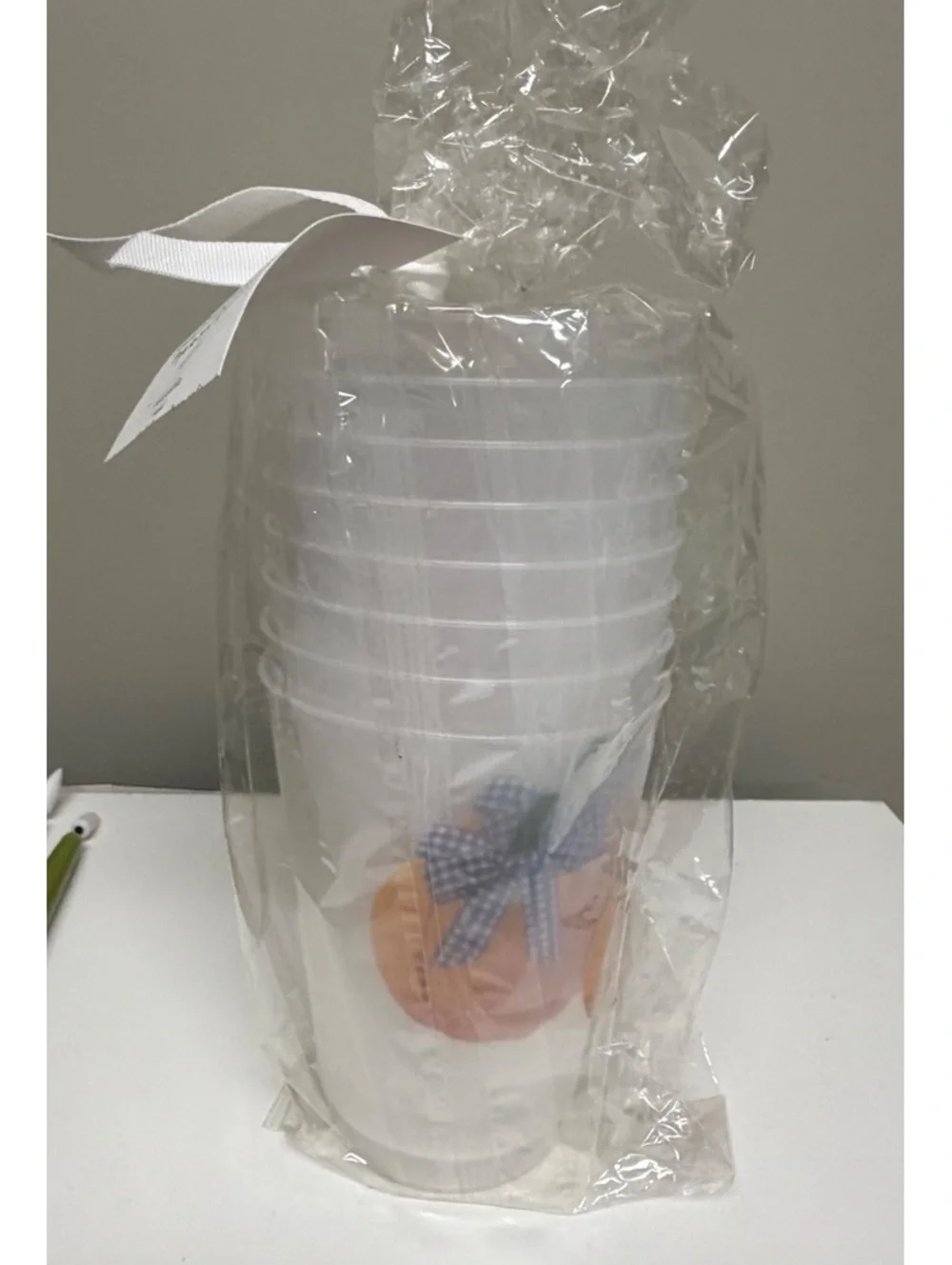 WH Hostess Pumpkin Gingham Bow Shatterproof Cups Set of 8 16 oz Fall